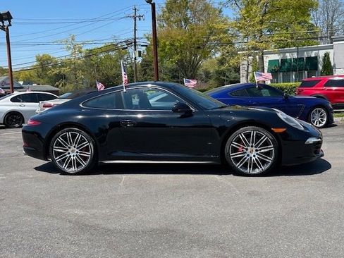 Used 2016 Porsche 911 Carrera 4 AWD/4WD image 4