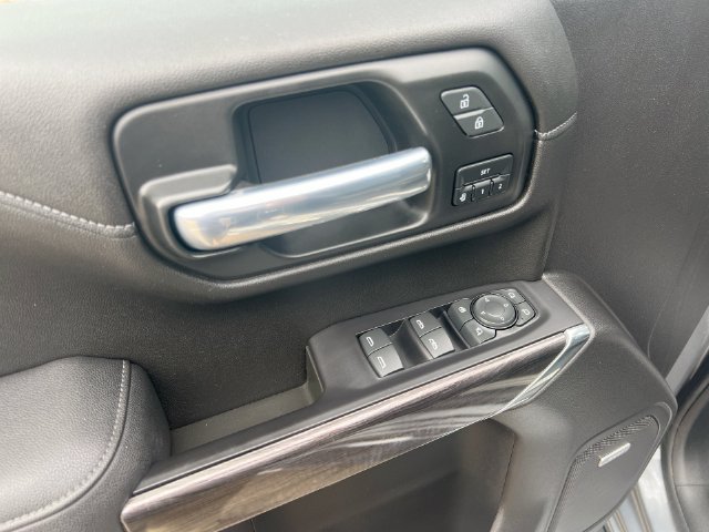 Used 2021 Chevrolet Silverado 1500 LTZ AWD/4WD image 18
