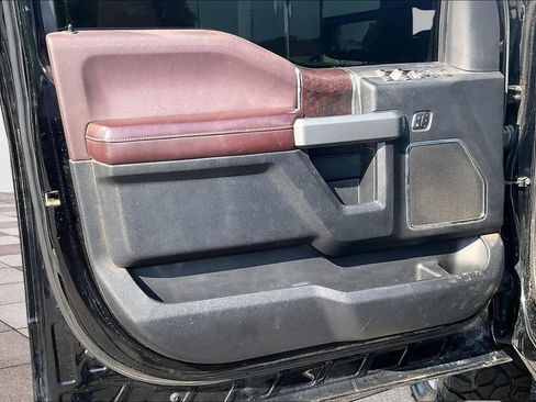 Certified 2017 Ford F250 Platinum w/ FX4 Off-Road Package AWD/4WD image 23