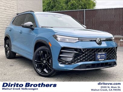 Certified 2025 Volkswagen Tiguan SE R-Line
