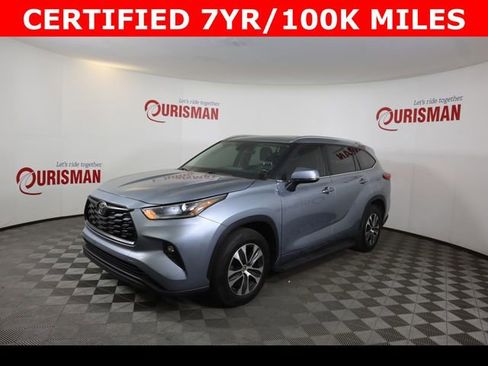 Used 2021 Toyota Highlander XLE FWD image 4