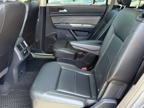 Used 2023 Volkswagen Atlas SEL AWD/4WD image 24