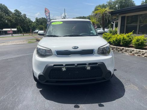 Used 2015 Kia Soul FWD image 2