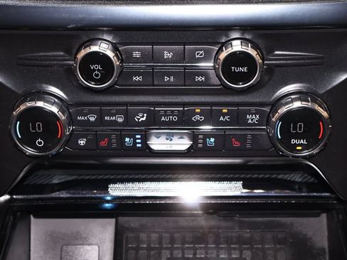 Certified 2021 Ford F150 Limited AWD/4WD image 35