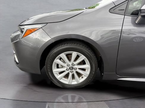 Used 2023 Toyota Corolla SE FWD image 12