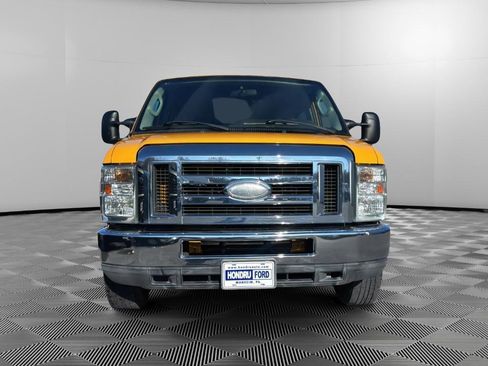 Used 2014 Ford E-250 and Econoline 250 image 7