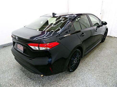 Used 2020 Toyota Corolla LE image 6