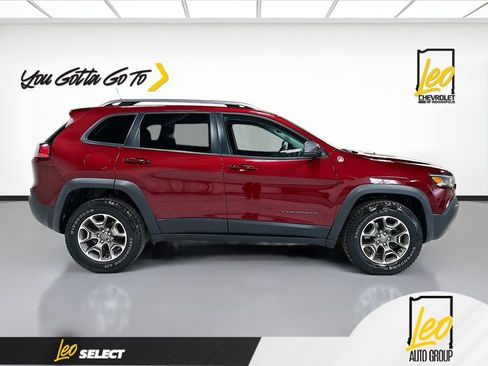 Used 2020 Jeep Cherokee Trailhawk w/ Cold Weather Group image 4