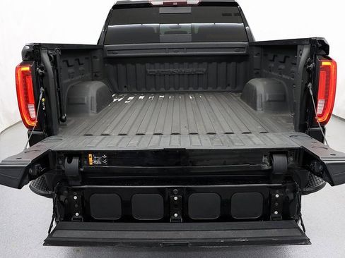 Used 2019 GMC Sierra 1500 Denali w/ Denali Ultimate Package image 6