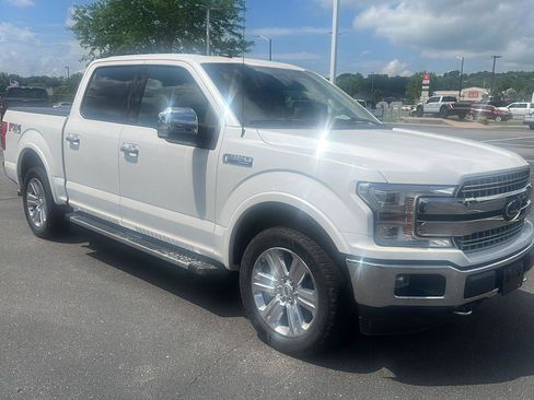 Used 2019 Ford F150 Lariat w/ Equipment Group 502A Luxury AWD/4WD image 2