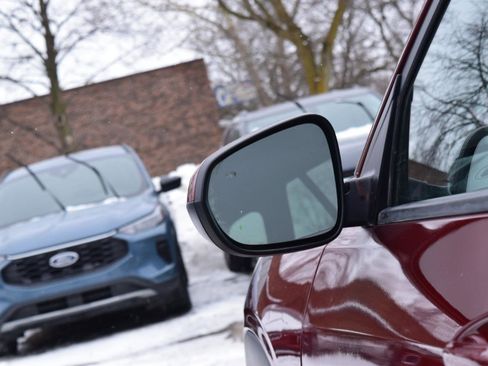 Used 2024 Chevrolet Trax LS w/ LS Convenience Package image 15