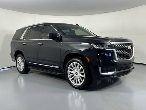 Used 2021 Cadillac Escalade Luxury AWD/4WD image 1
