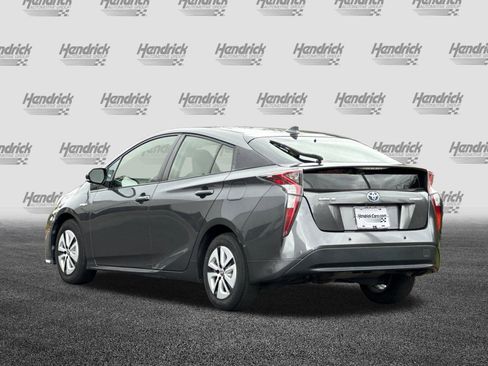 Used 2017 Toyota Prius Three image 7