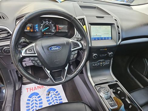 Used 2020 Ford Edge SEL w/ Convenience Package FWD image 12