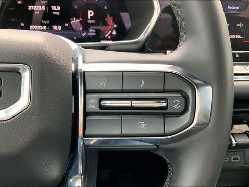 Used 2025 GMC Canyon Elevation w/ Convenience Package AWD/4WD image 24