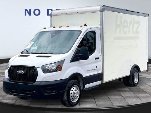 Used 2022 Ford Transit 350 DRW RWD image 1