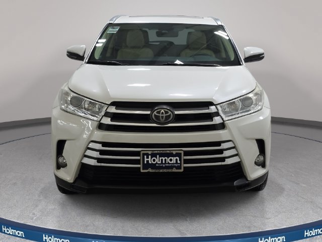 Used 2018 Toyota Highlander XLE AWD/4WD image 3