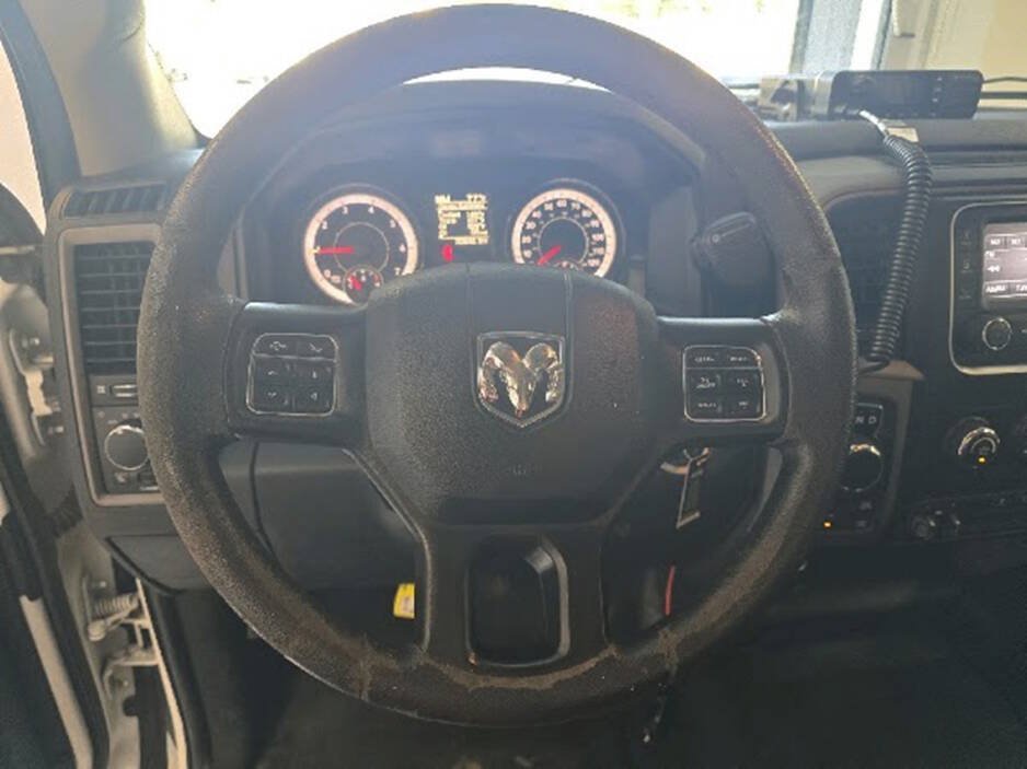 Used 2022 RAM 1500 Tradesman w/ Chrome Appearance Group AWD/4WD image 15