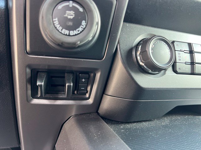 Used 2019 Ford F150 XLT w/ Equipment Group 302A Luxury AWD/4WD image 29