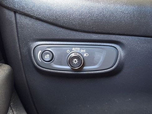 Certified 2024 Chevrolet Equinox LT image 22