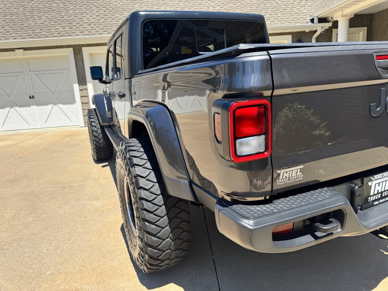 Used 2021 Jeep Gladiator Sport AWD/4WD image 39