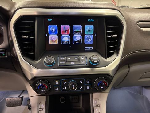 Certified 2019 GMC Acadia SLT image 34