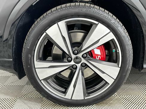 New 2025 Audi SQ5 Premium Plus image 30