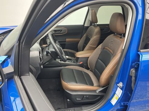 Used 2025 Ford Bronco Sport Outer Banks w/ Outer Banks Tech Package+ image 11