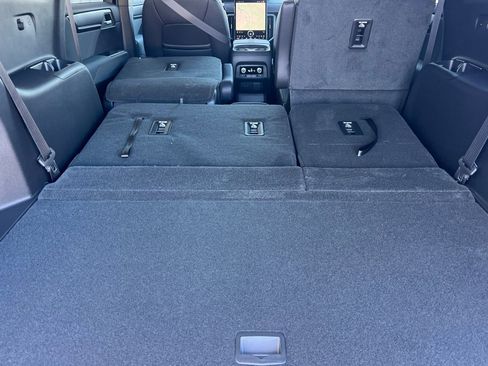 New 2026 GMC Acadia AT4 w/ Super Cruise Package AWD/4WD image 13