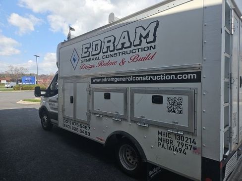 Used 2023 Ford Transit 350 DRW image 3