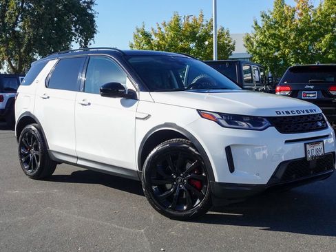 Used 2023 Land Rover Discovery Sport SE image 2