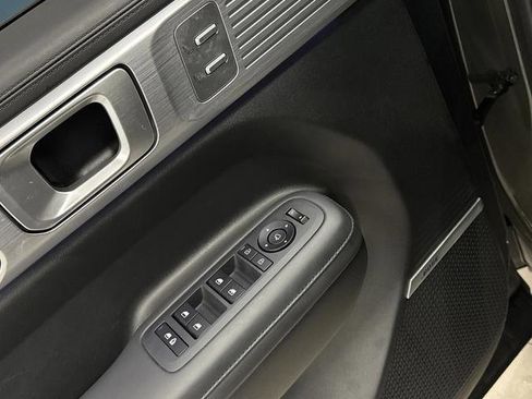 Used 2024 Hyundai Santa Fe Limited image 31