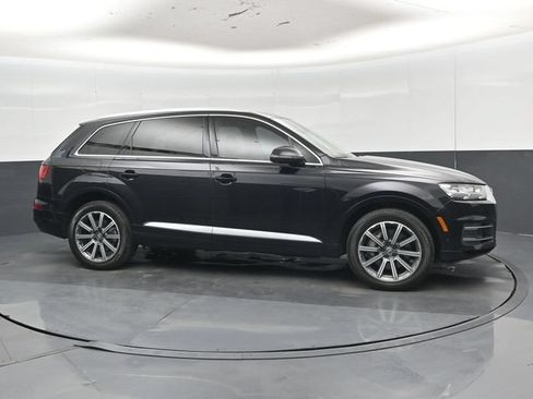 Used 2019 Audi Q7 3.0T Premium Plus w/ Premium Plus Package AWD/4WD image 34