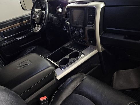 Used 2015 RAM 2500 Laramie w/ Protection Group image 33