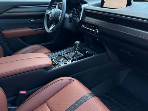 Used 2024 MAZDA CX-50 AWD 2.5 Turbo w/ Cargo Package image 18