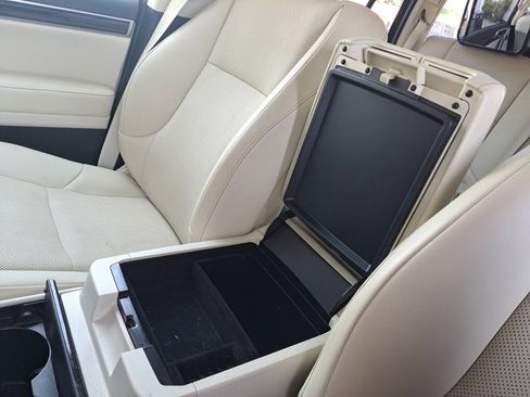 Used 2022 Lexus GX 460 Premium AWD/4WD image 32