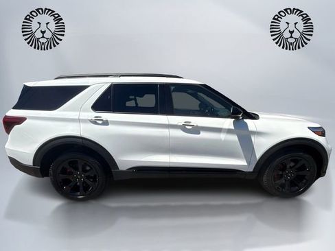 Used 2023 Ford Explorer ST w/ Equipment Group 401A AWD/4WD image 4