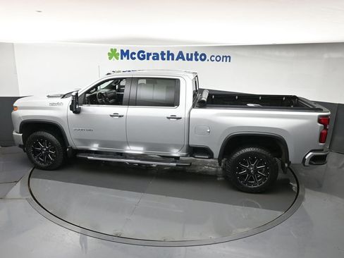 Used 2022 Chevrolet Silverado 3500 High Country image 21