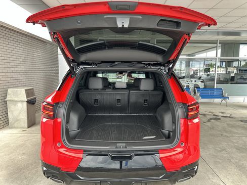 Certified 2023 Chevrolet Blazer RS w/ Driver Confidence II Package FWD image 27