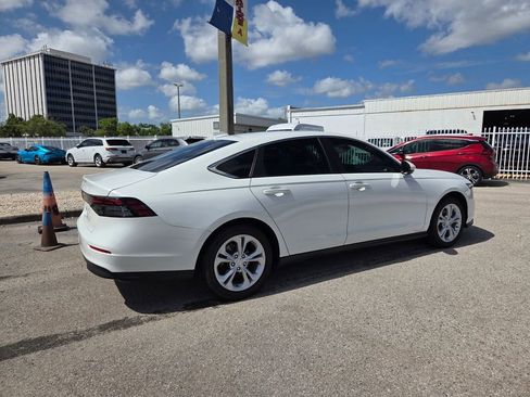 Used 2025 Honda Accord LX image 12