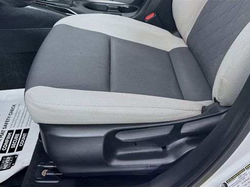 Certified 2024 Toyota Corolla LE image 11