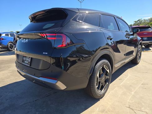 New 2026 Kia Sportage S AWD/4WD image 9