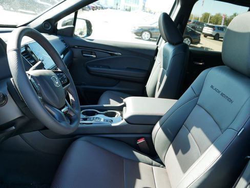 New 2026 Honda Ridgeline Black Edition image 5