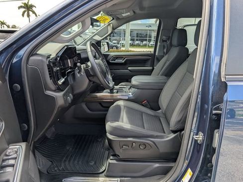 Used 2023 Chevrolet Silverado 1500 RST image 10