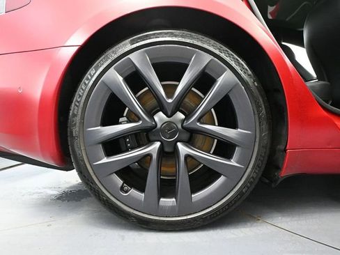 Used 2021 Tesla Model S Plaid image 13