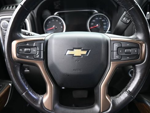 Used 2022 Chevrolet Silverado 1500 High Country image 31