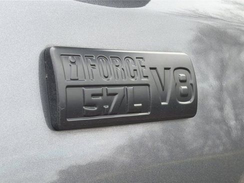 Used 2019 Toyota Tundra SR5 w/ SR5 Upgrade Package image 12