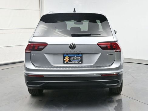 Used 2024 Volkswagen Tiguan SE image 24
