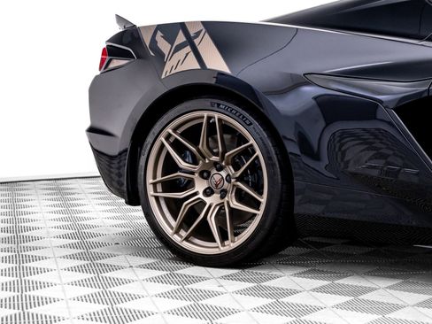 Used 2025 Chevrolet Corvette Z06 RWD image 38