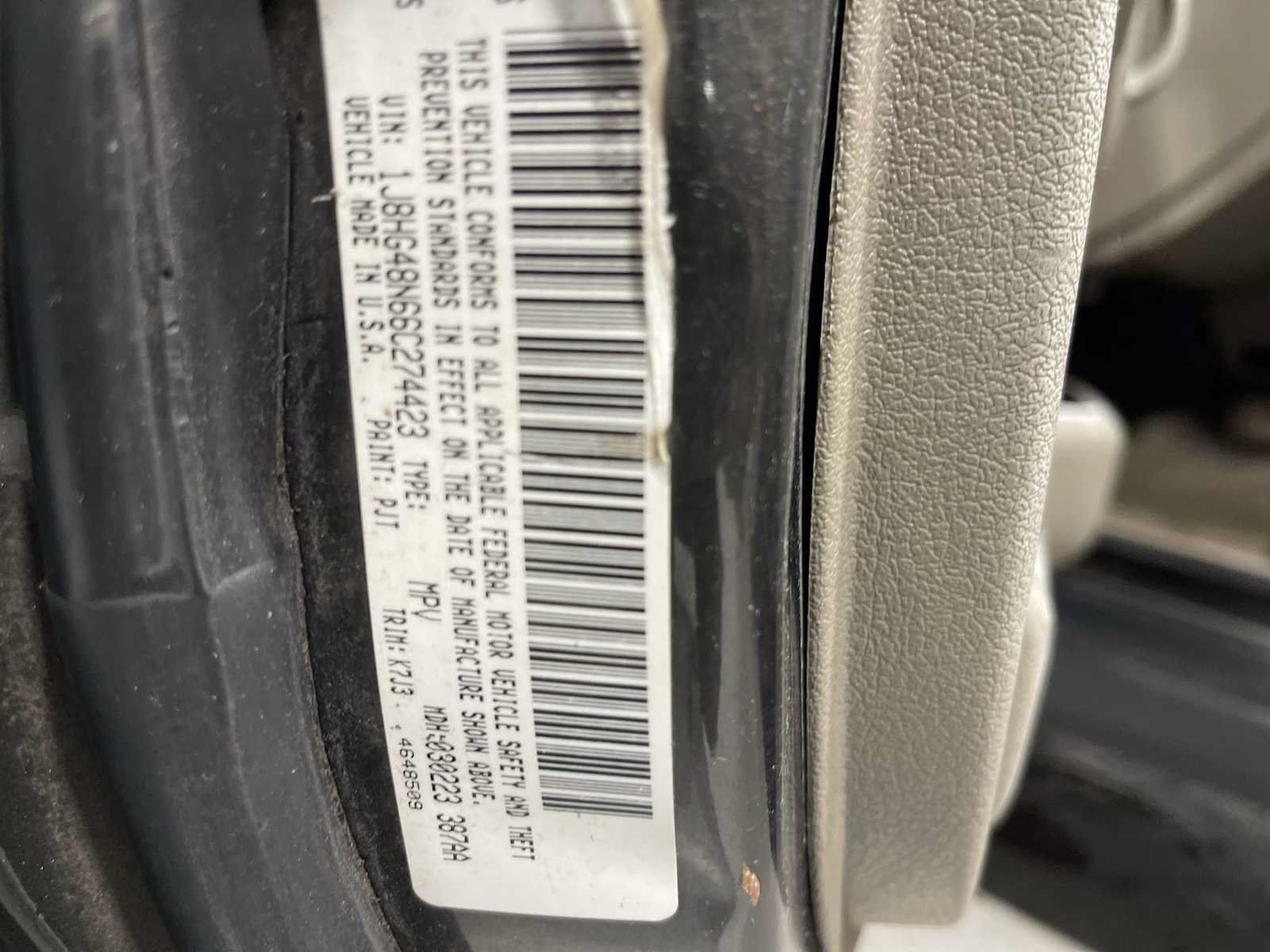 Used 2006 Jeep Commander 4WD image 21